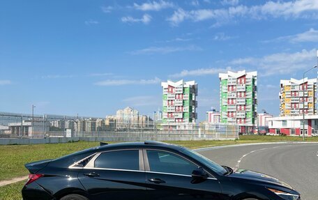 Hyundai Elantra, 2021 год, 2 250 000 рублей, 2 фотография