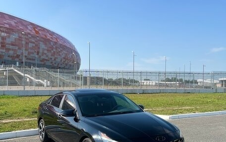 Hyundai Elantra, 2021 год, 2 250 000 рублей, 3 фотография