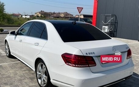Mercedes-Benz E-Класс, 2013 год, 2 650 000 рублей, 3 фотография