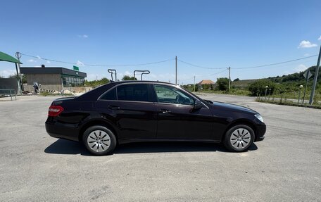 Mercedes-Benz E-Класс, 2011 год, 1 080 000 рублей, 4 фотография