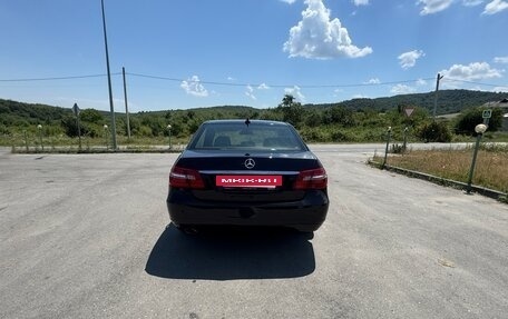 Mercedes-Benz E-Класс, 2011 год, 1 080 000 рублей, 7 фотография