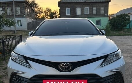 Toyota Camry, 2021 год, 3 500 000 рублей, 6 фотография