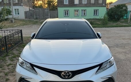 Toyota Camry, 2021 год, 3 500 000 рублей, 7 фотография