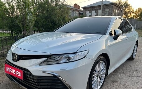 Toyota Camry, 2021 год, 3 500 000 рублей, 8 фотография