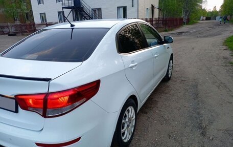 KIA Rio III рестайлинг, 2015 год, 1 100 000 рублей, 6 фотография