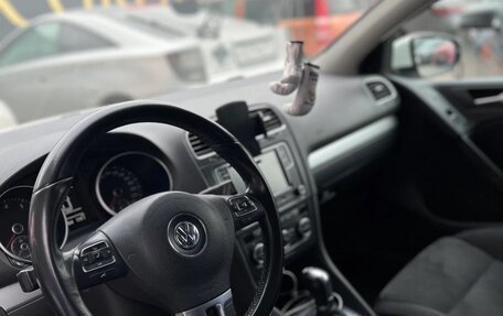 Volkswagen Golf VI, 2011 год, 850 000 рублей, 6 фотография