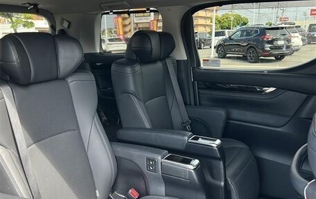 Toyota Alphard III, 2021 год, 3 397 000 рублей, 18 фотография