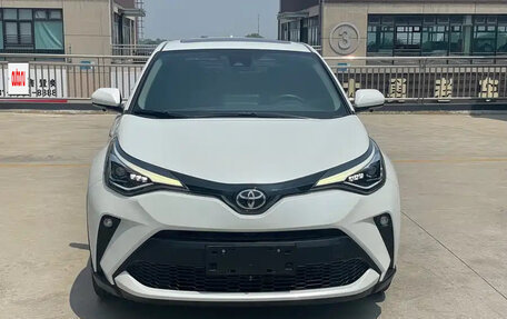 Toyota C-HR I рестайлинг, 2021 год, 1 790 099 рублей, 2 фотография