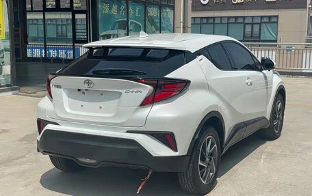 Toyota C-HR I рестайлинг, 2021 год, 1 790 099 рублей, 6 фотография