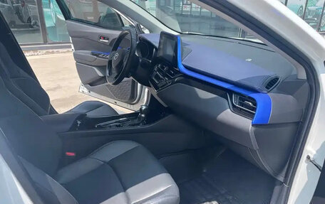 Toyota C-HR I рестайлинг, 2021 год, 1 790 099 рублей, 15 фотография