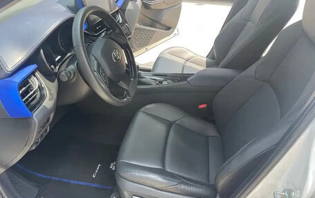 Toyota C-HR I рестайлинг, 2021 год, 1 790 099 рублей, 14 фотография