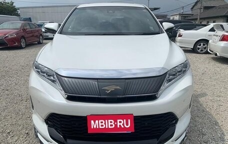 Toyota Harrier, 2020 год, 2 237 000 рублей, 2 фотография