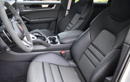 Porsche Cayenne III, 2025 год, 23 900 000 рублей, 15 фотография