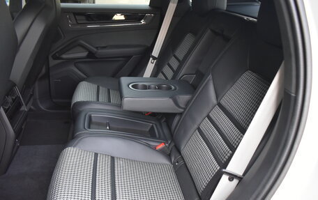 Porsche Cayenne III, 2025 год, 23 900 000 рублей, 19 фотография