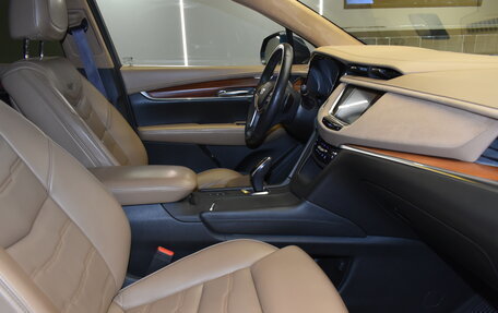 Cadillac XT5 I рестайлинг, 2017 год, 2 530 000 рублей, 10 фотография