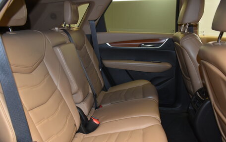 Cadillac XT5 I рестайлинг, 2017 год, 2 530 000 рублей, 28 фотография