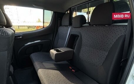 Mitsubishi L200 IV рестайлинг, 2014 год, 1 360 000 рублей, 9 фотография
