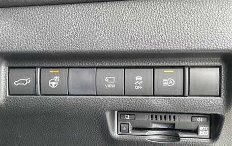 Toyota Harrier, 2021 год, 2 897 000 рублей, 12 фотография