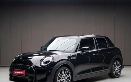 MINI Hatch, 2024 год, 4 614 000 рублей, 1 фотография