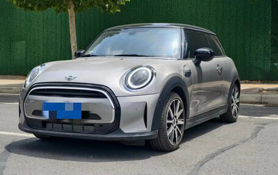 MINI Hatch, 2024 год, 3 086 000 рублей, 1 фотография