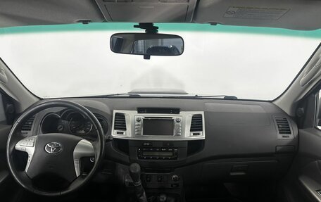 Toyota Hilux VII, 2012 год, 1 850 000 рублей, 7 фотография