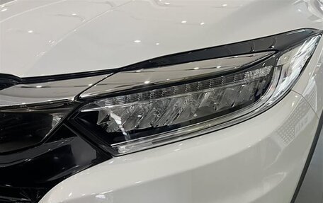 Honda Vezel, 2021 год, 1 840 000 рублей, 4 фотография