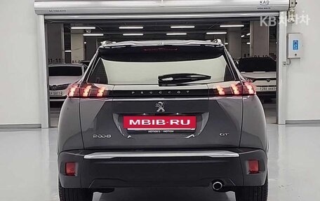 Peugeot 2008 II, 2022 год, 1 830 000 рублей, 4 фотография