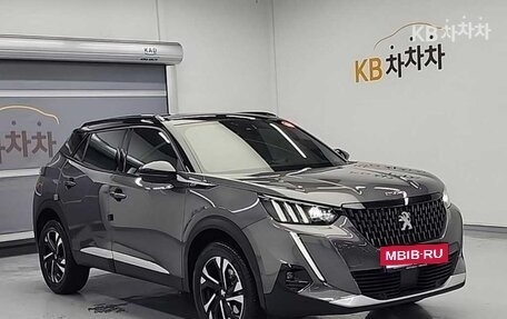 Peugeot 2008 II, 2022 год, 1 830 000 рублей, 3 фотография