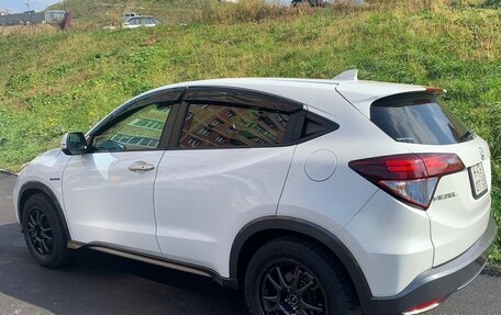 Honda Vezel, 2014 год, 1 300 000 рублей, 2 фотография