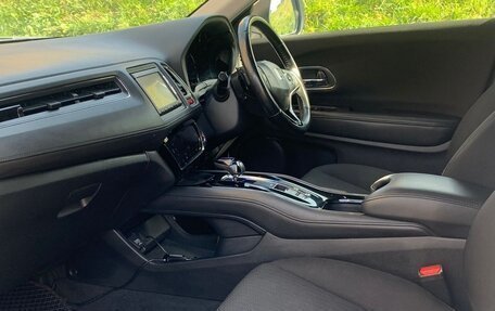 Honda Vezel, 2014 год, 1 300 000 рублей, 4 фотография