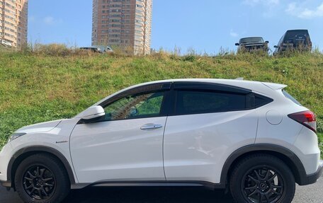 Honda Vezel, 2014 год, 1 300 000 рублей, 3 фотография