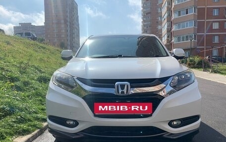 Honda Vezel, 2014 год, 1 300 000 рублей, 6 фотография