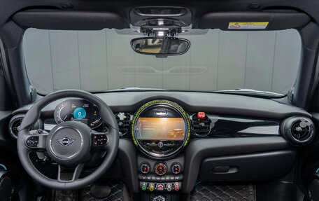MINI Hatch, 2024 год, 4 614 000 рублей, 3 фотография