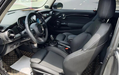 MINI Hatch, 2024 год, 3 086 000 рублей, 4 фотография