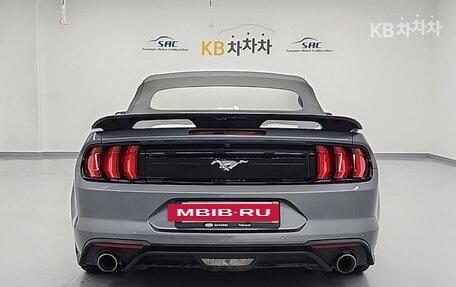 Ford Mustang VI рестайлинг, 2022 год, 3 325 000 рублей, 4 фотография