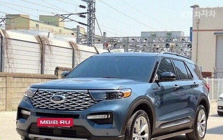 Ford Explorer VI, 2021 год, 2 900 010 рублей, 2 фотография
