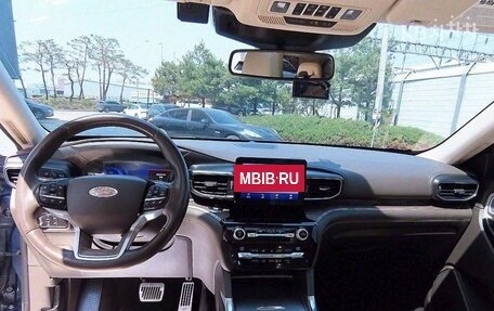Ford Explorer VI, 2021 год, 2 900 010 рублей, 7 фотография