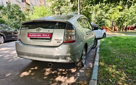 Toyota Prius, 2004 год, 600 000 рублей, 13 фотография
