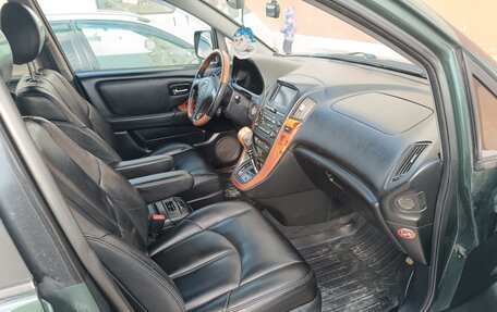 Lexus RX IV рестайлинг, 2001 год, 920 000 рублей, 13 фотография