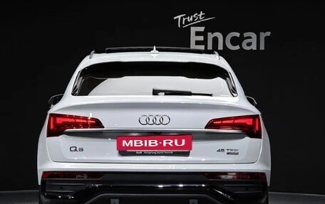 Audi Q5, 2022 год, 4 370 010 рублей, 4 фотография