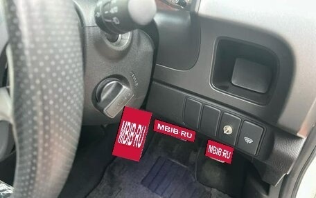 Honda Stream II, 2011 год, 870 000 рублей, 13 фотография