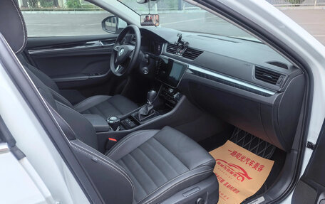 Skoda Superb III рестайлинг, 2024 год, 2 454 000 рублей, 3 фотография