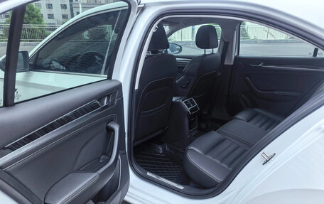 Skoda Superb III рестайлинг, 2024 год, 2 454 000 рублей, 5 фотография