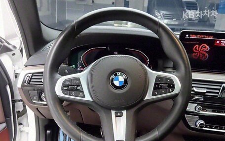 BMW 5 серия, 2020 год, 3 200 000 рублей, 9 фотография