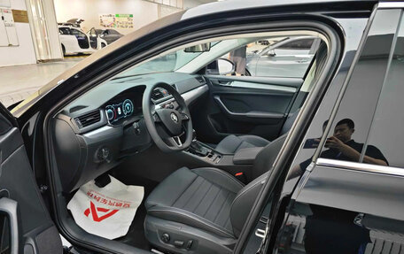 Skoda Superb III рестайлинг, 2025 год, 2 378 000 рублей, 4 фотография