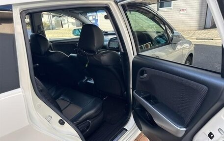 Honda Stream II, 2011 год, 875 000 рублей, 13 фотография