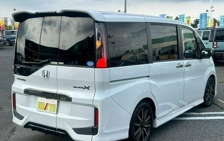Honda Stepwgn IV, 2016 год, 1 395 000 рублей, 2 фотография