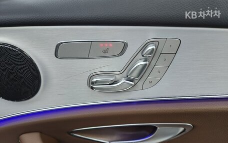 Mercedes-Benz E-Класс, 2021 год, 3 100 000 рублей, 24 фотография