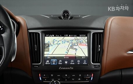 Maserati Levante I, 2021 год, 4 850 000 рублей, 14 фотография