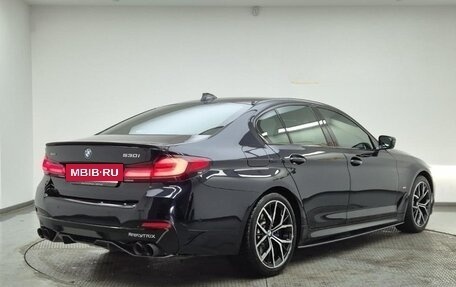 BMW 5 серия, 2022 год, 5 600 000 рублей, 4 фотография